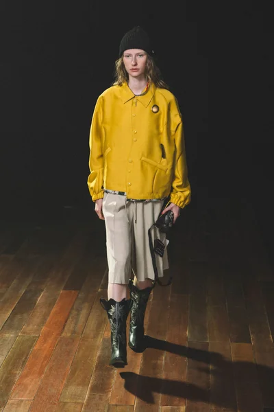 Look 29